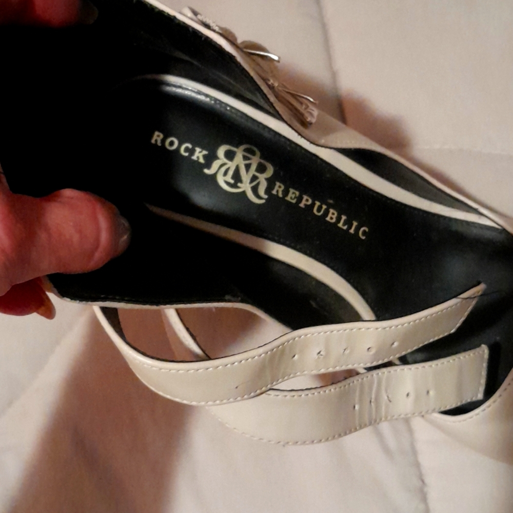 Rock Republic high heels size 8